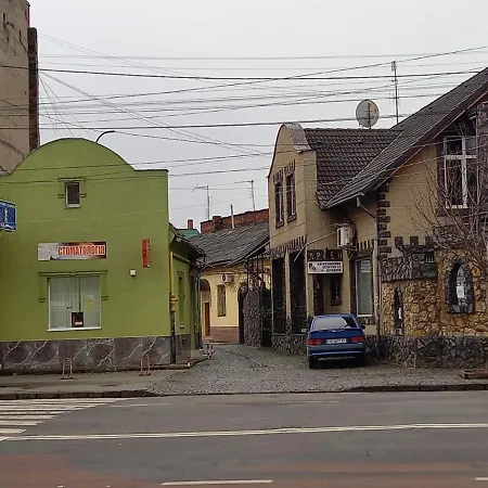 Appartement 1 комнатная в центре мукачева, улица мира *