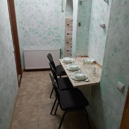 1 комнатная в центре мукачева, улица мира Appartement