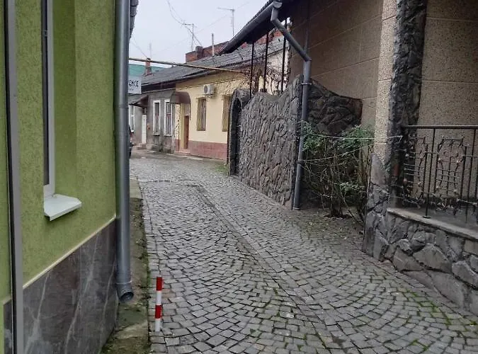 1 комнатная в центре мукачева, улица мира *