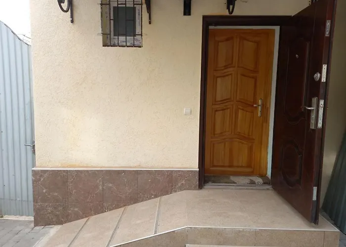 1 комнатная в центре мукачева, улица мира Apartman